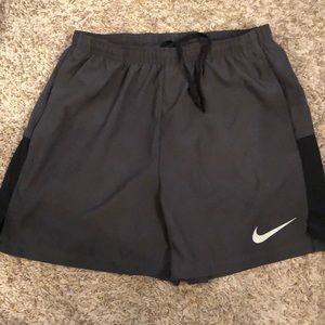 Nike Dri-Fit Flex Challenger Short 7"